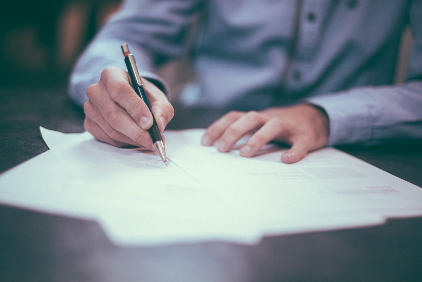 Firma di un documento durante un percorso di certificazione